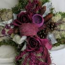 Trauerkreuz in aubergine zum Totensonntag/Allerheiligen